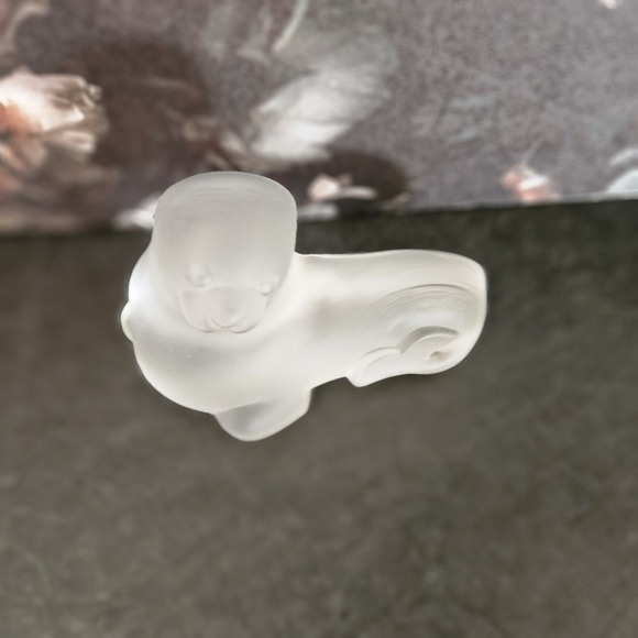 Vintage Frosted‎ Crystal SEAL Paperweight Figure - 5" - Picture 3 of 5